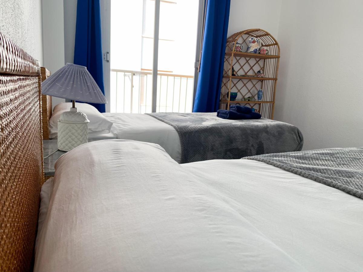 Apartamento Beatrix, Primera Linea, Con Aparcamiento Lejlighed Gandía Eksteriør billede
