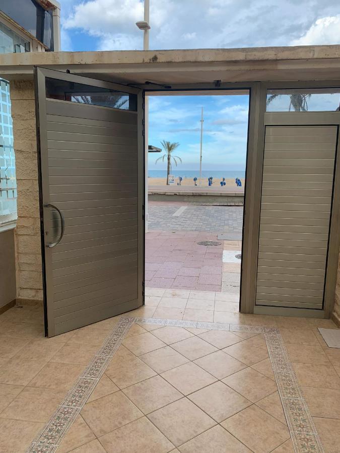 Apartamento Beatrix, Primera Linea, Con Aparcamiento Lejlighed Gandía Eksteriør billede